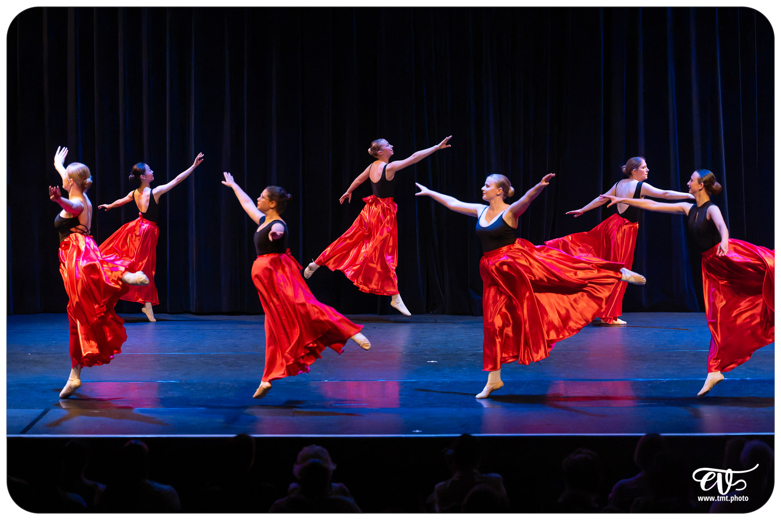 ECOLE DE DANSE CÉCILE ADAMOW